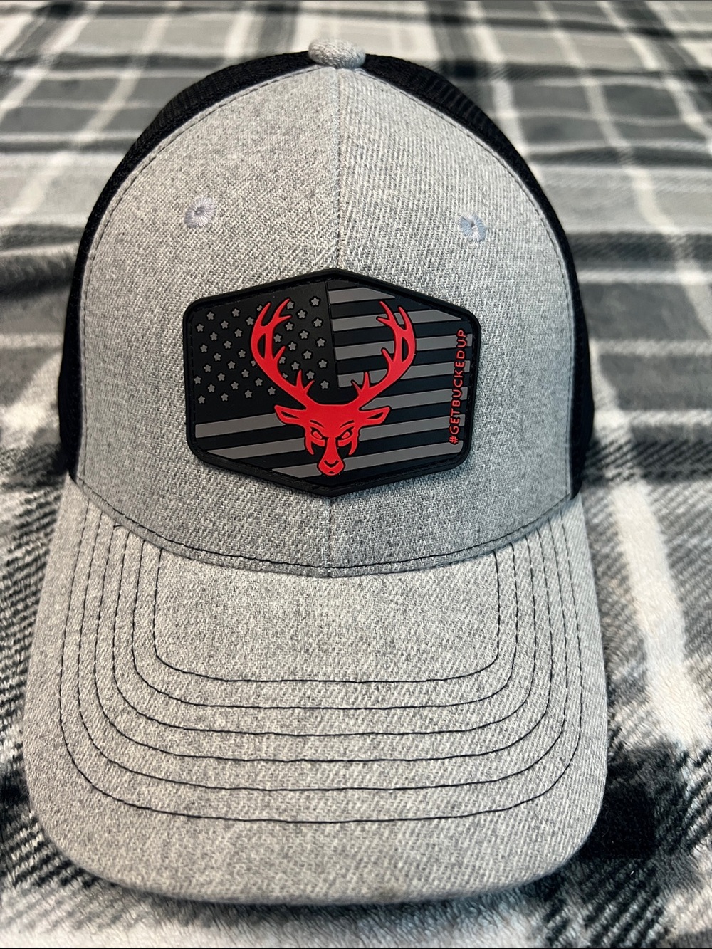 Men’s bucked up workout hat